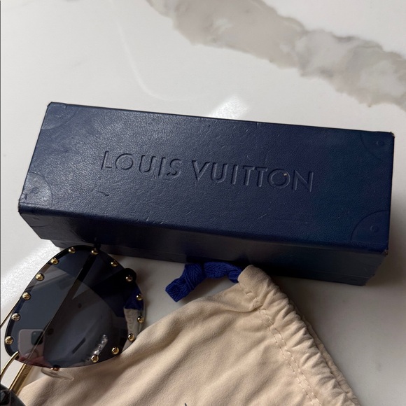 Louis Vuitton Black and Gold Studded Sunglasses - Picture 4 of 4